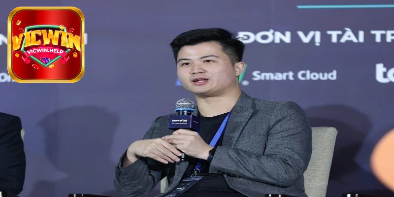 CEO Jethro Phan VicWin - Nguyễn Phi Hùng là ai?